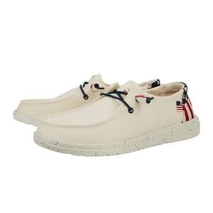 NEW W DEFECT HEYDUDE Women's Wendy Americana Off White Size 10 Slip-on Loafers
